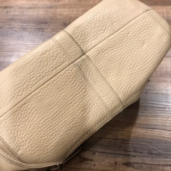 Classic Coach handbag - Picture 3 of 5